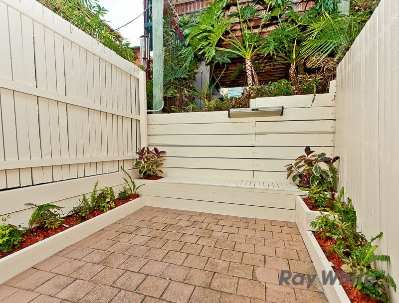 9 Chester Street, HIGHGATE HILL QLD 4101, Highgate Hill - Thumbnail 3