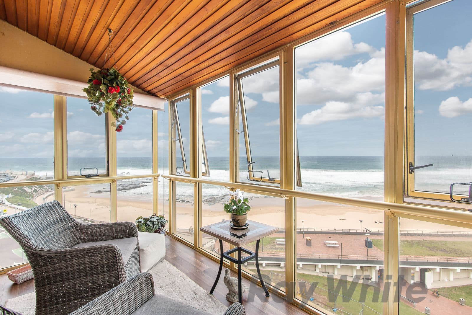 55 Shortland Esplanade, Newcastle East - Thumbnail 3