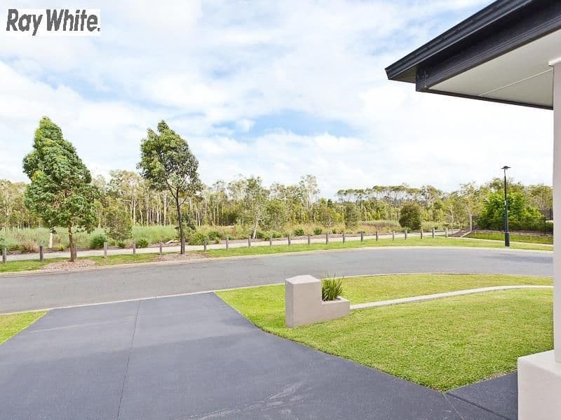 19 Warabi Crescent, NORTH LAKES QLD 4509, North Lakes - Thumbnail 3