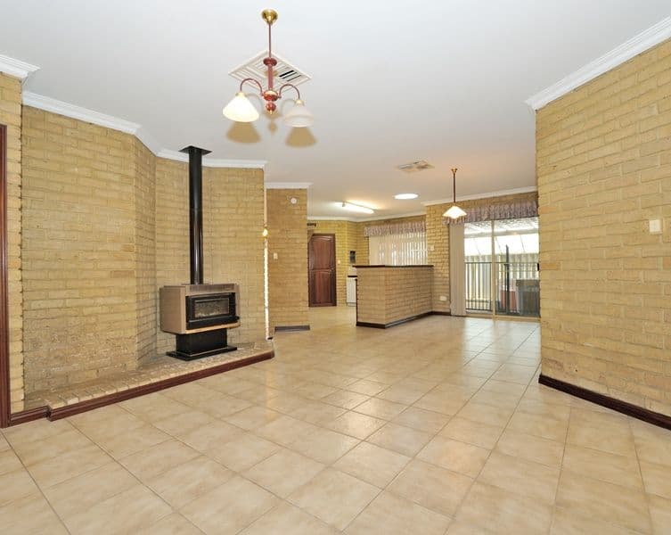 1 Fernando Place, SAFETY BAY WA 6169, Safety Bay - Thumbnail 2