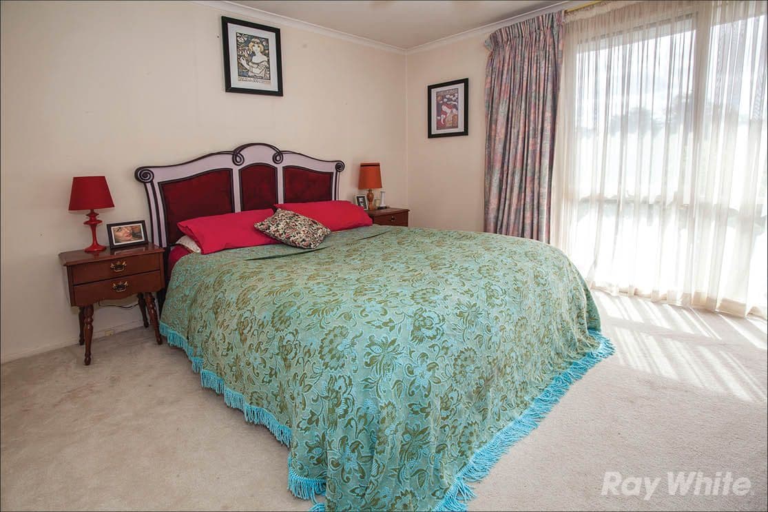 39 Bonview Crescent, Burwood East VIC 3151, Burwood East - Thumbnail 2