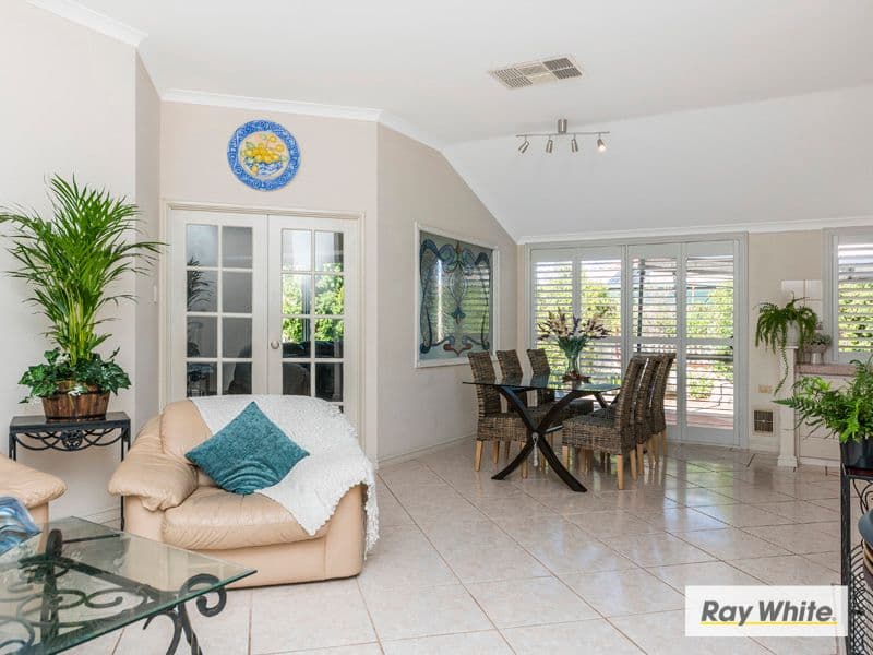 182 Southacre Drive, Canning Vale WA 6155, Canning Vale - Thumbnail 2
