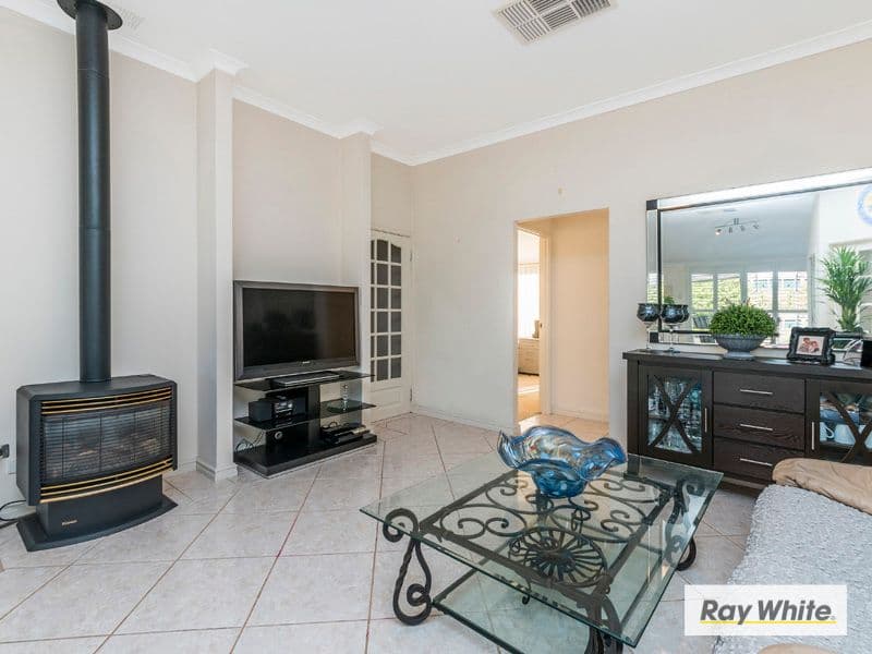 182 Southacre Drive, Canning Vale WA 6155, Canning Vale - Thumbnail 4
