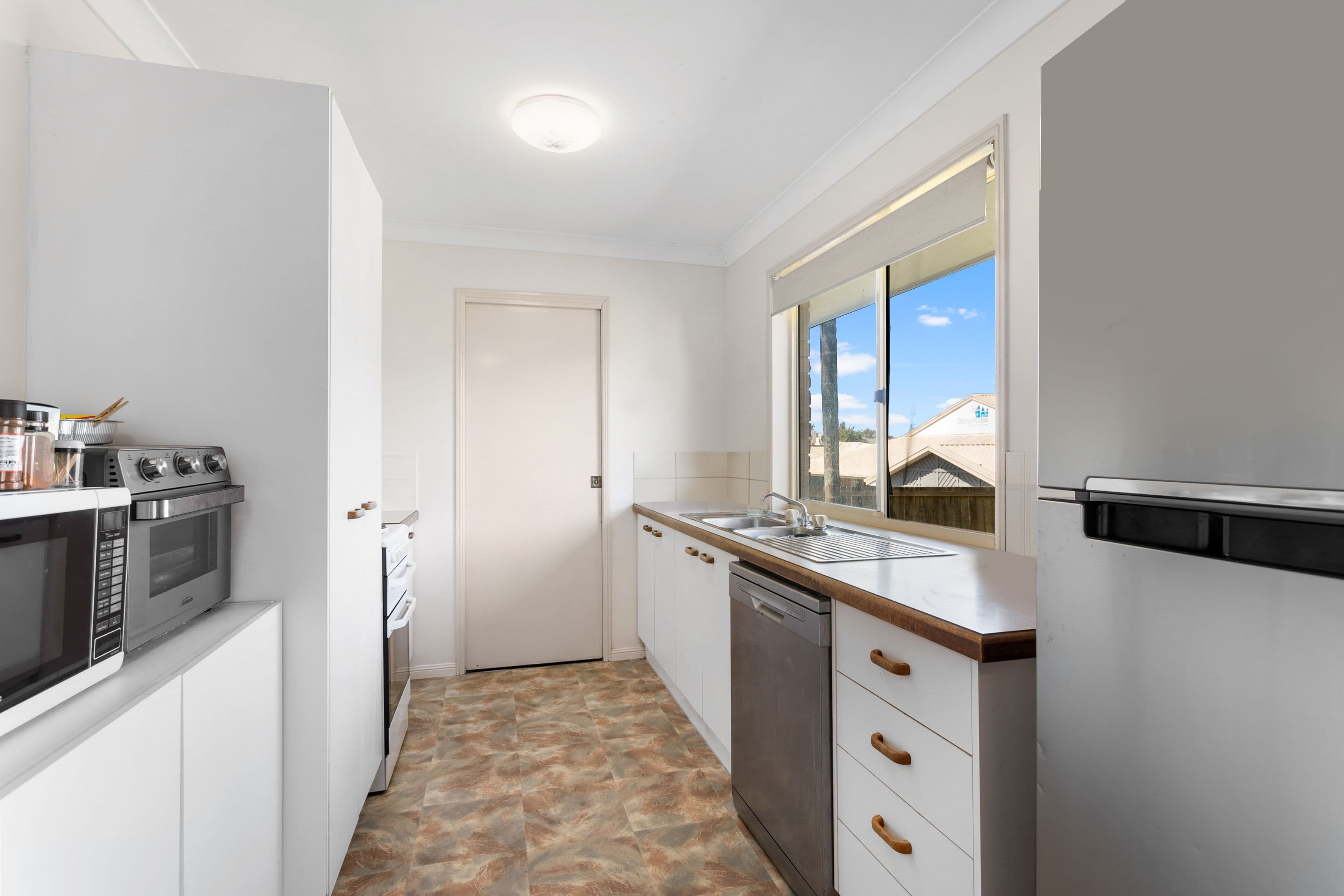 63 Shayne Avenue, Deception Bay QLD 4508, Deception Bay - Thumbnail 2