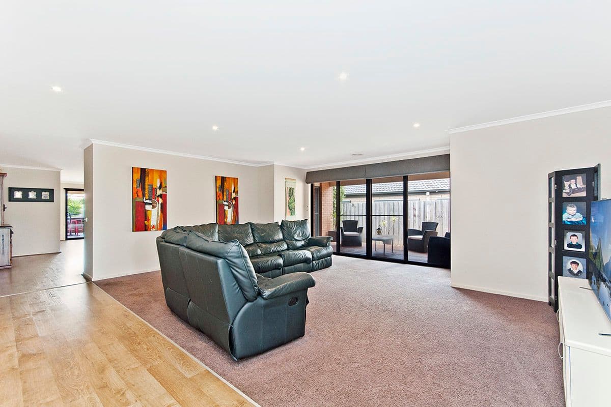3 Huntingfield Drive, Warrnambool VIC 3280, Warrnambool - Thumbnail 2