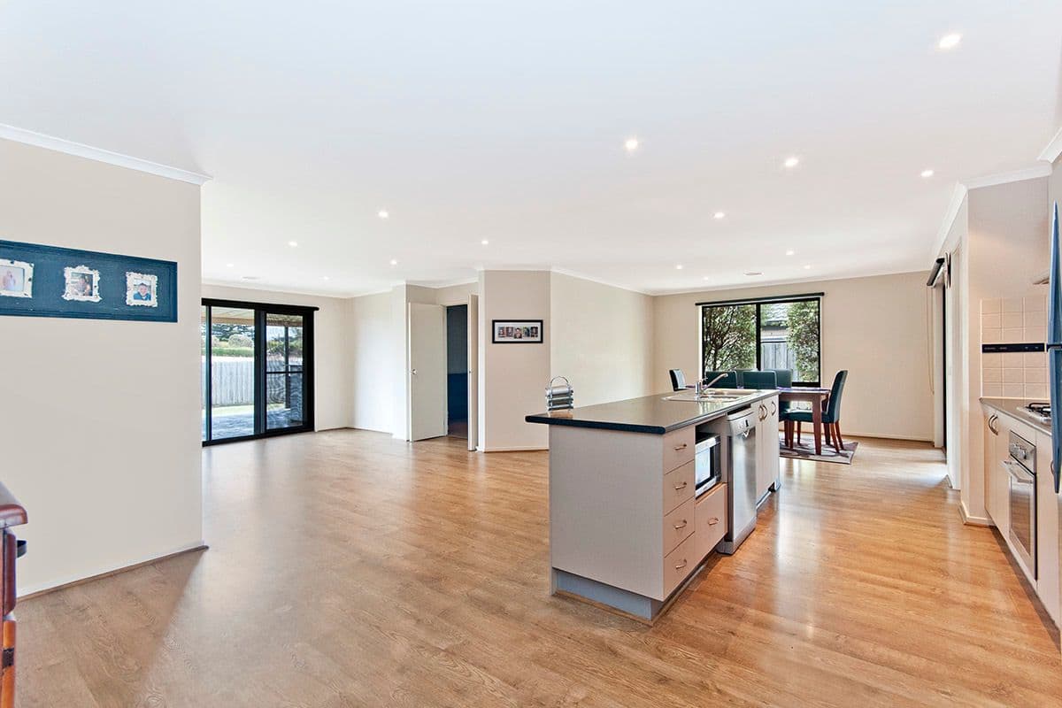 3 Huntingfield Drive, Warrnambool VIC 3280, Warrnambool - Thumbnail 4