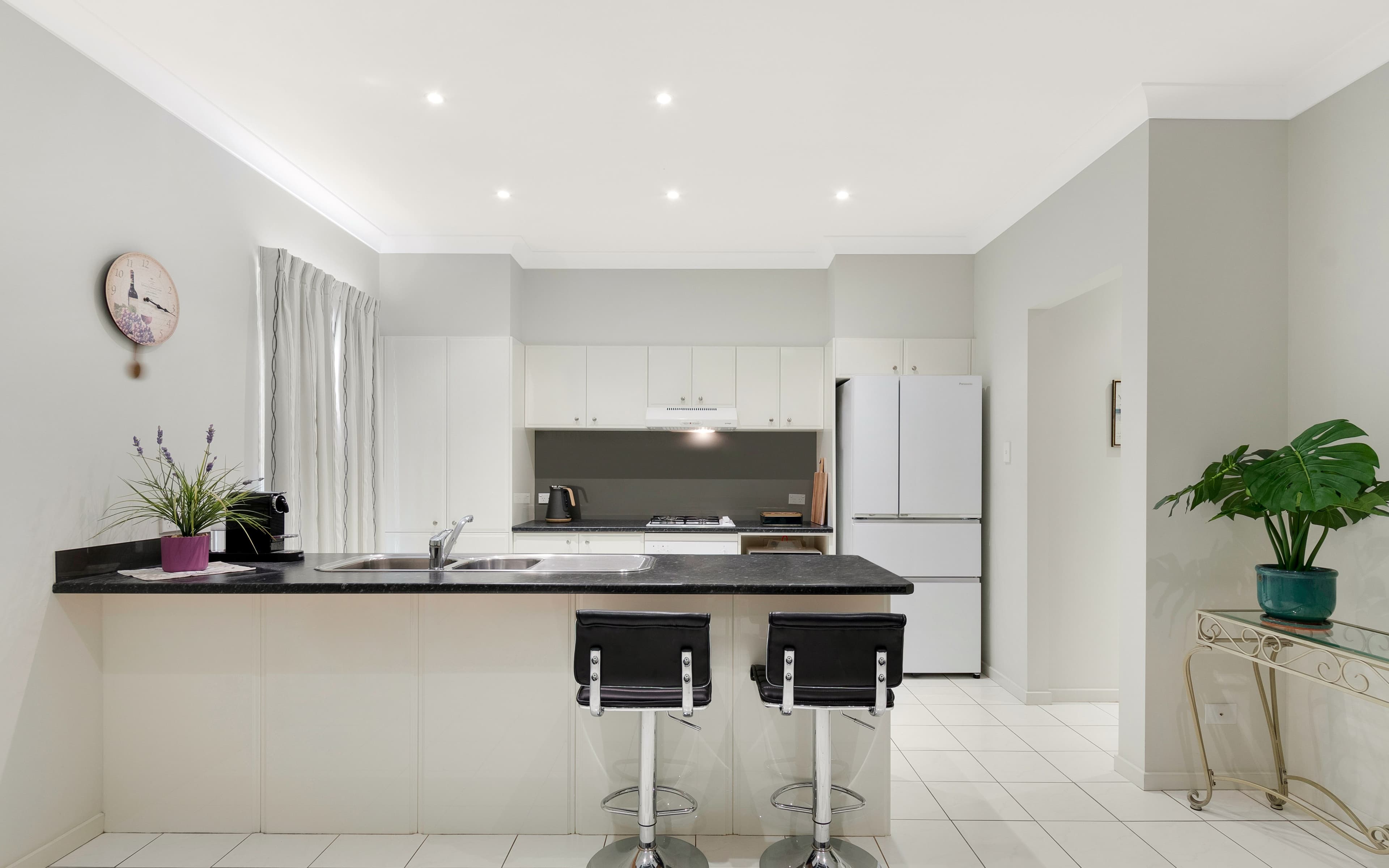 11 Stowe Avenue, Campbelltown NSW 2560, Campbelltown - Thumbnail 6