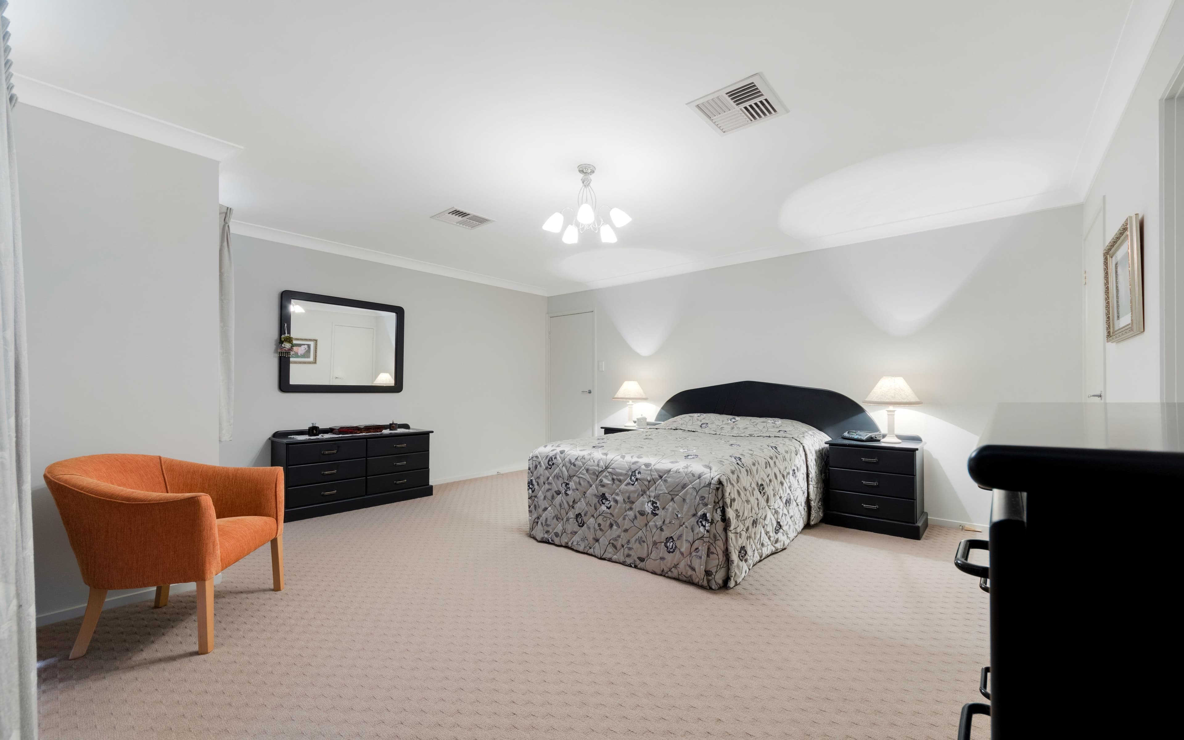 11 Stowe Avenue, Campbelltown NSW 2560, Campbelltown - Thumbnail 7