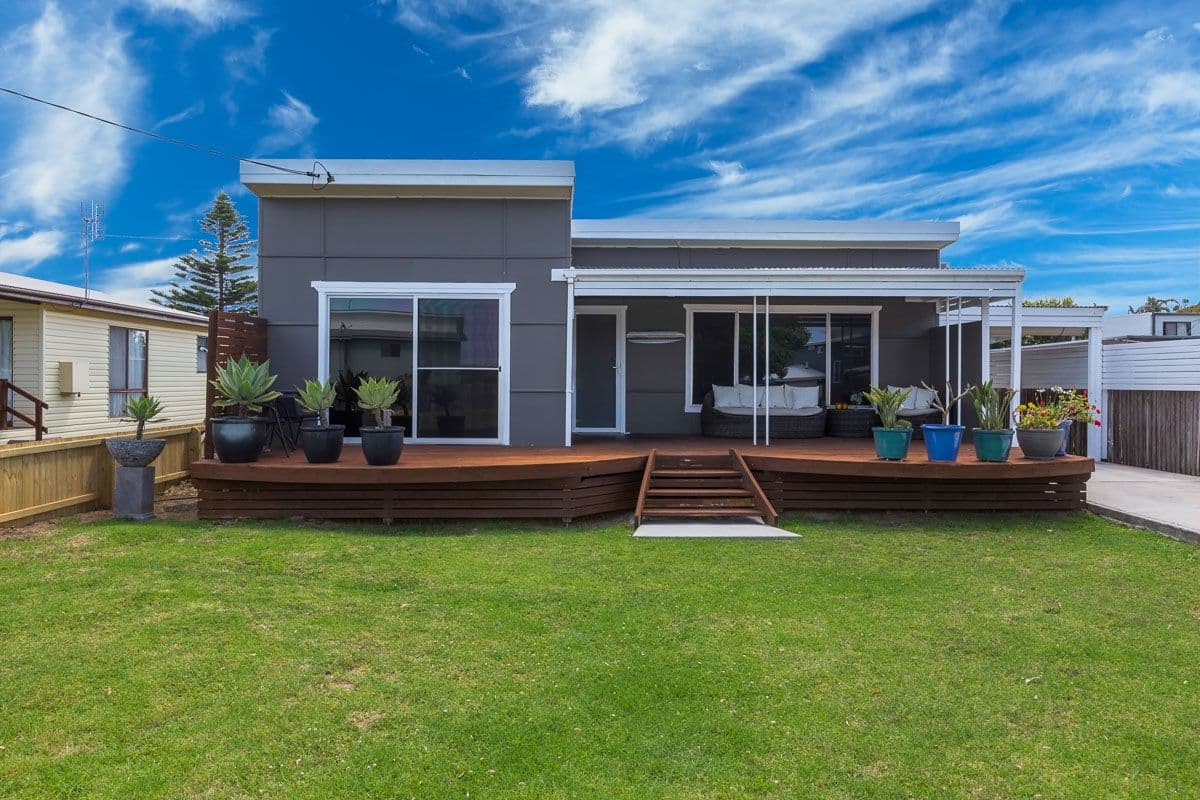 41 Red Hill Parade, Tomakin - Image 1