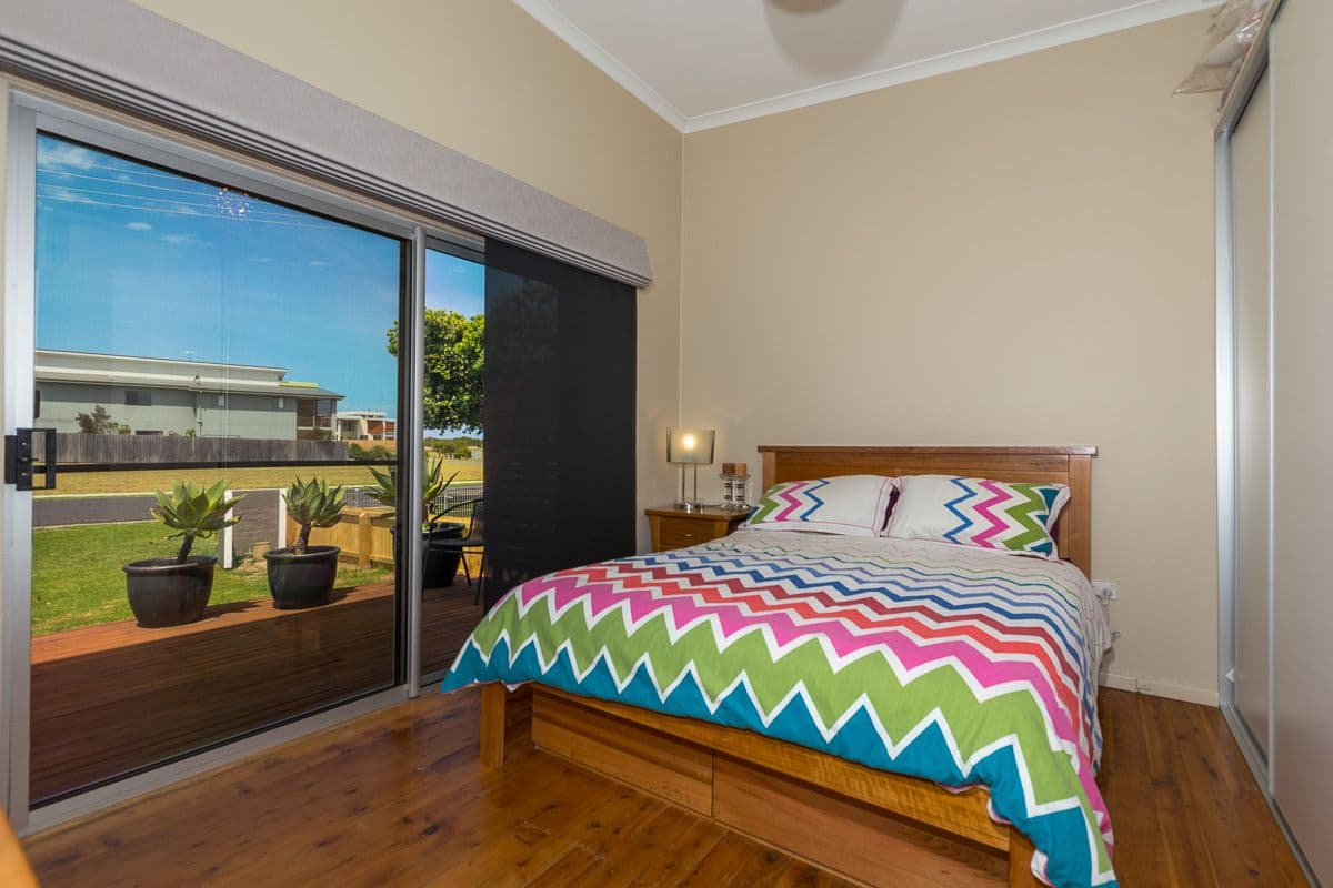 41 Red Hill Parade, Tomakin - Thumbnail 2