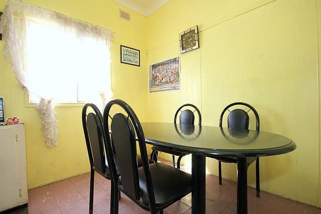 106 Stacey Street, BANKSTOWN NSW 2200, Bankstown - Thumbnail 4