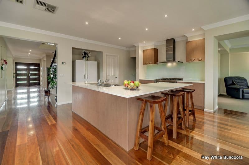 18 Worcester Crescent, BUNDOORA VIC 3083, Bundoora - Thumbnail 3