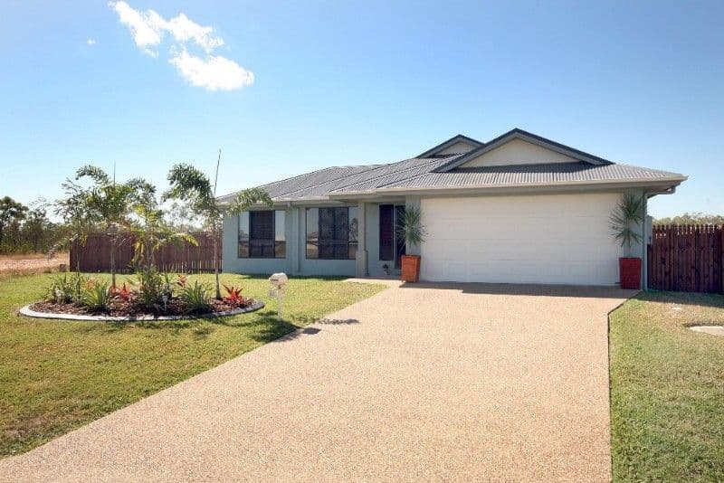 60 Kinnardy Street, BURDELL QLD 4818, Burdell - Image 1