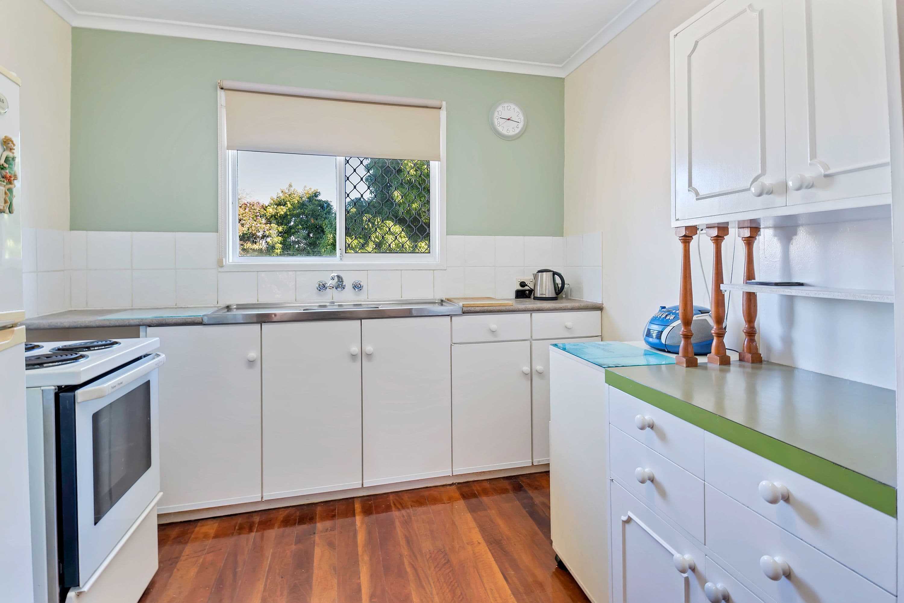 27 Eileen Avenue, Southport QLD 4215, Southport - Thumbnail 6