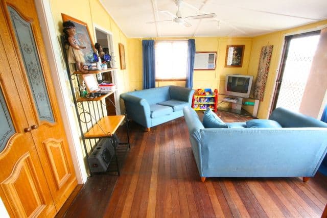19 Cowen Street, MARGATE QLD 4019, Margate - Thumbnail 3