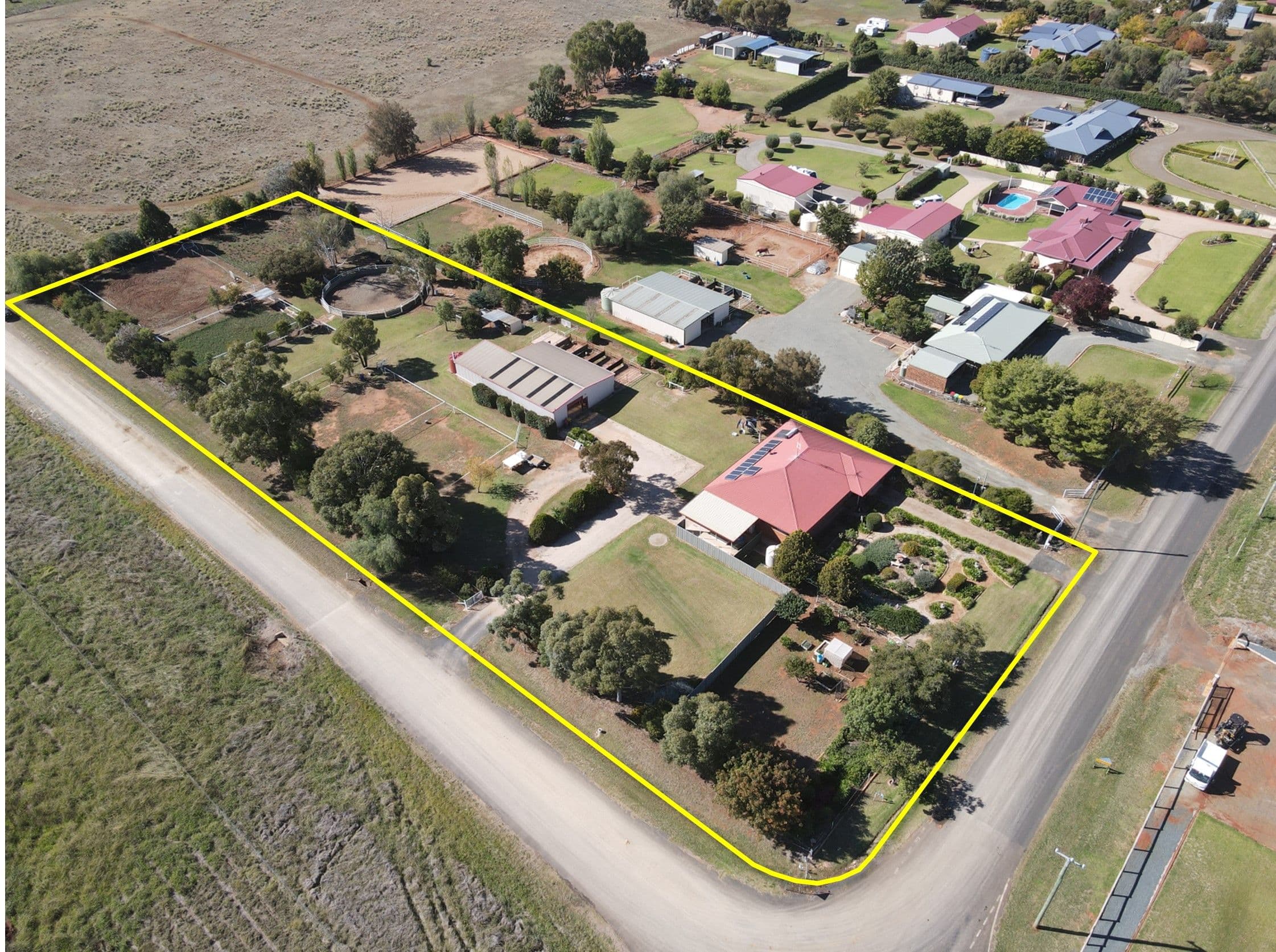 'Melvavale' 92-94 Thomas Street, Parkes NSW 2870, Parkes - Image 1