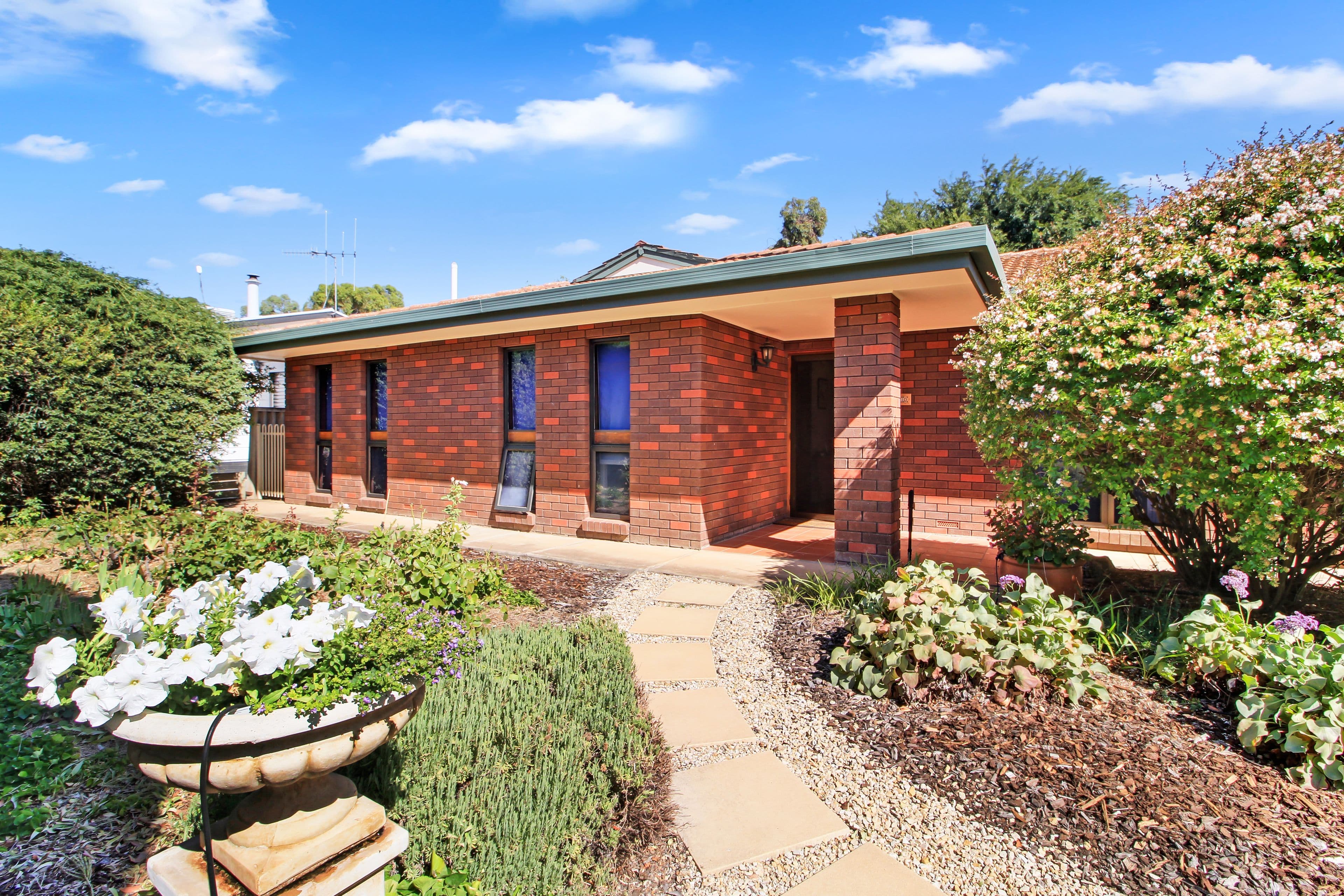 90 Pyap Street, Renmark SA 5341, Renmark - Thumbnail 2