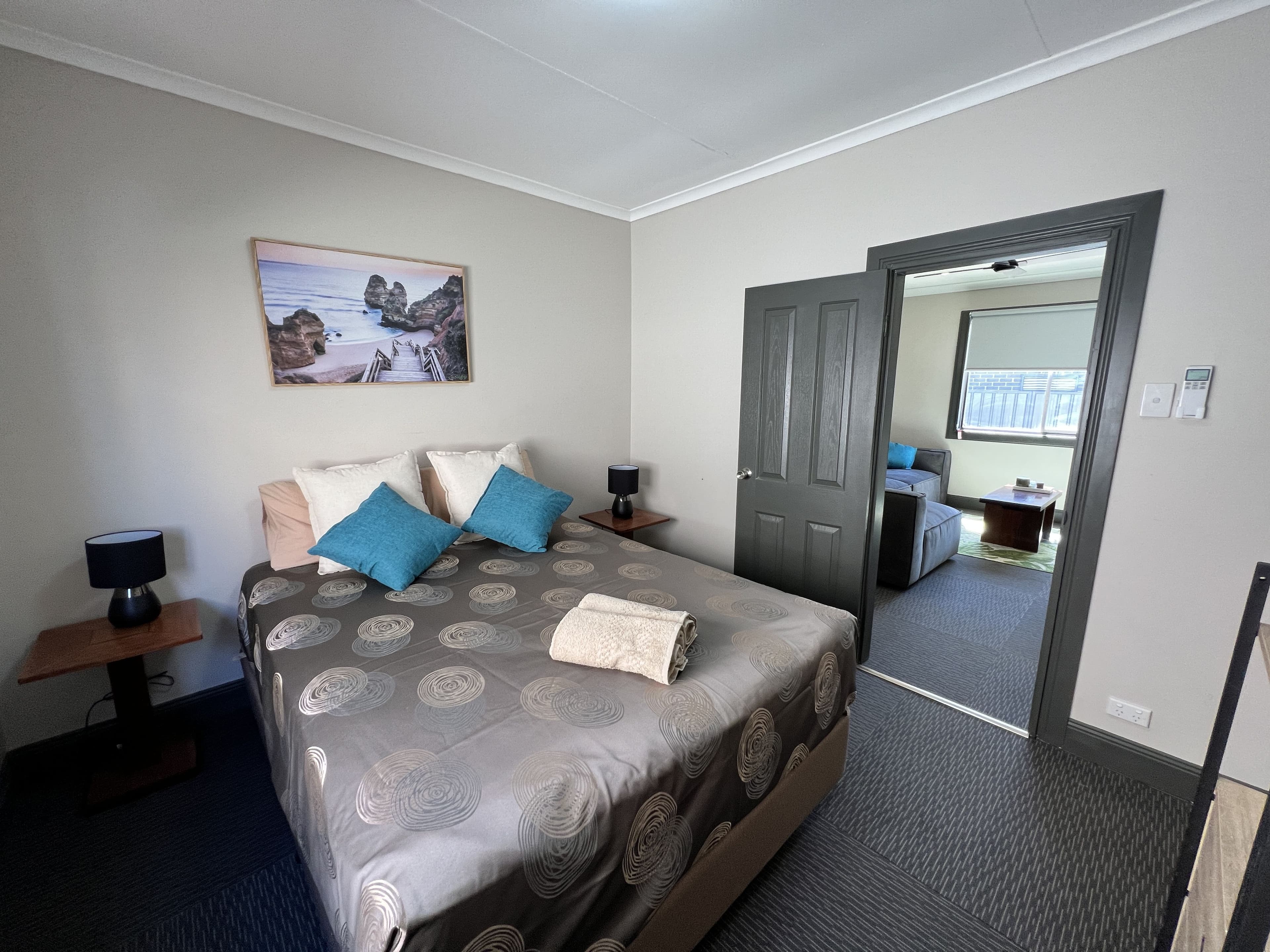 31 Nicholls Street, Broken Hill NSW 2880, Broken Hill - Thumbnail 4