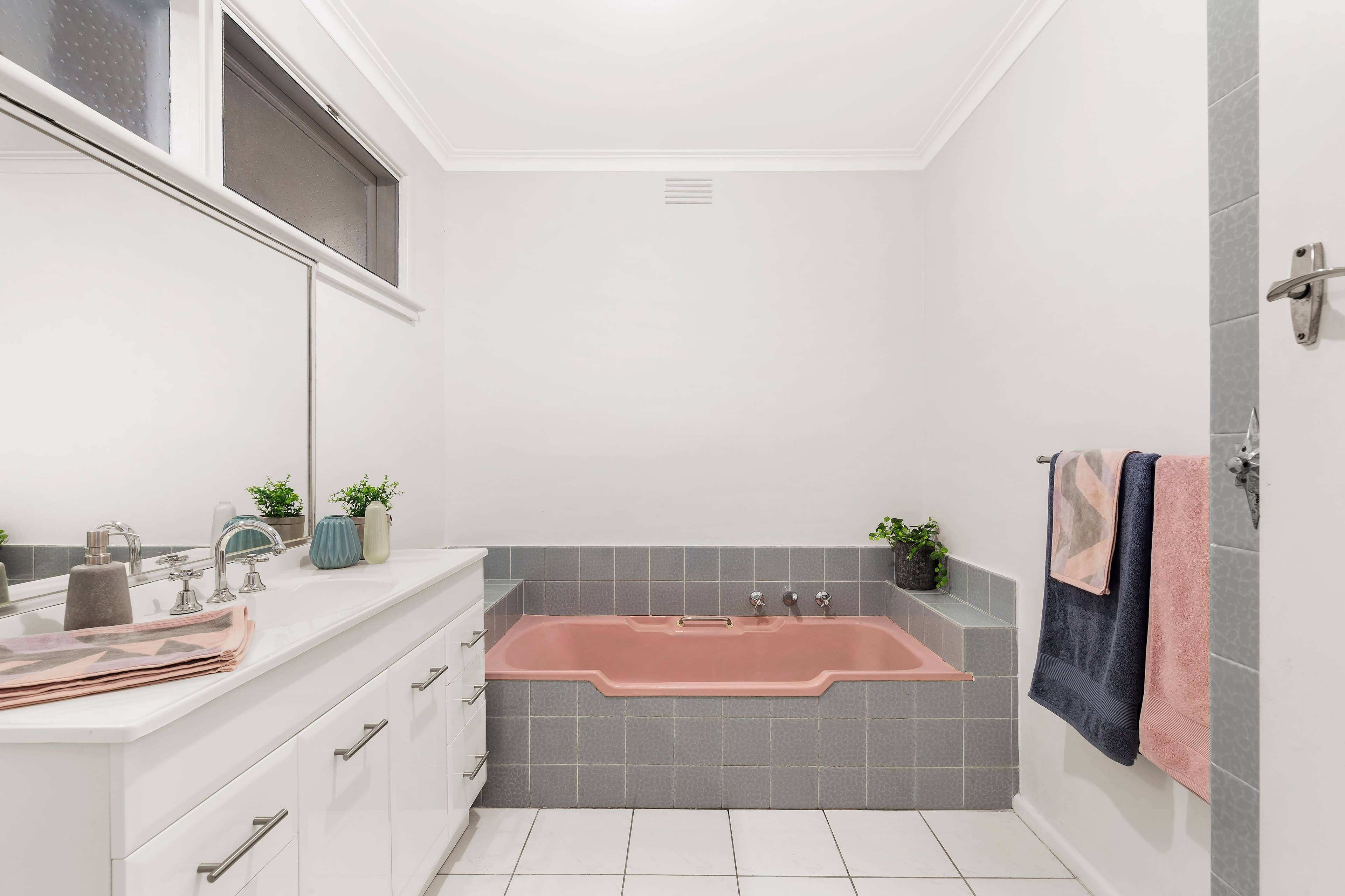 15 Loyola Court, Watsonia VIC 3087, Watsonia - Thumbnail 7