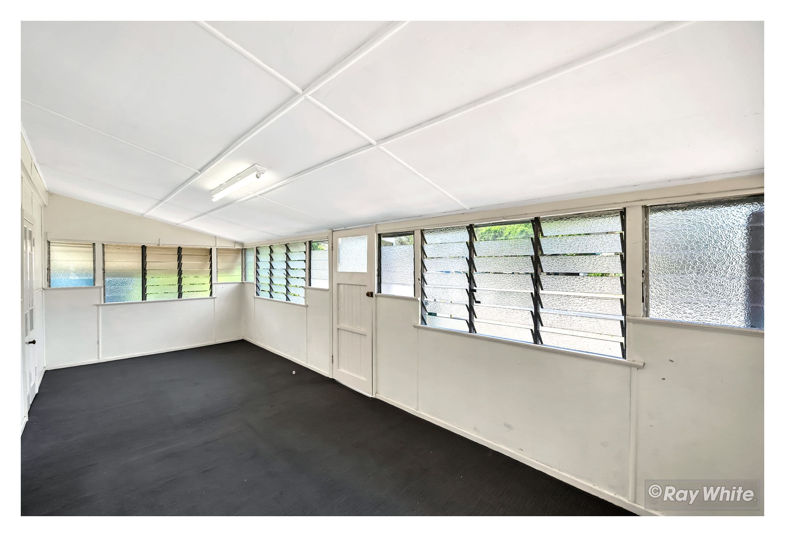 68 James Street, Mount Morgan QLD 4714, Mount Morgan - Thumbnail 4