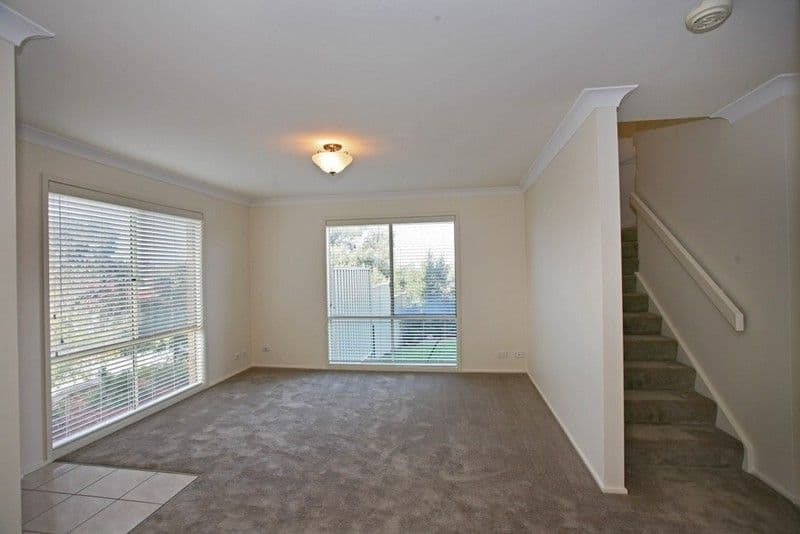 12 Wanderer Court, BERWICK VIC 3806, Berwick - Thumbnail 4