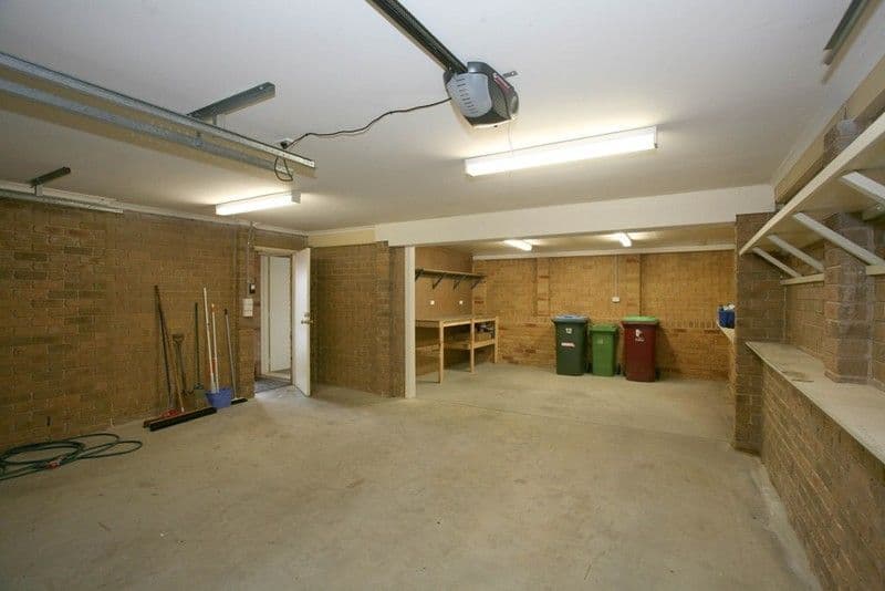 12 Wanderer Court, BERWICK VIC 3806, Berwick - Thumbnail 7
