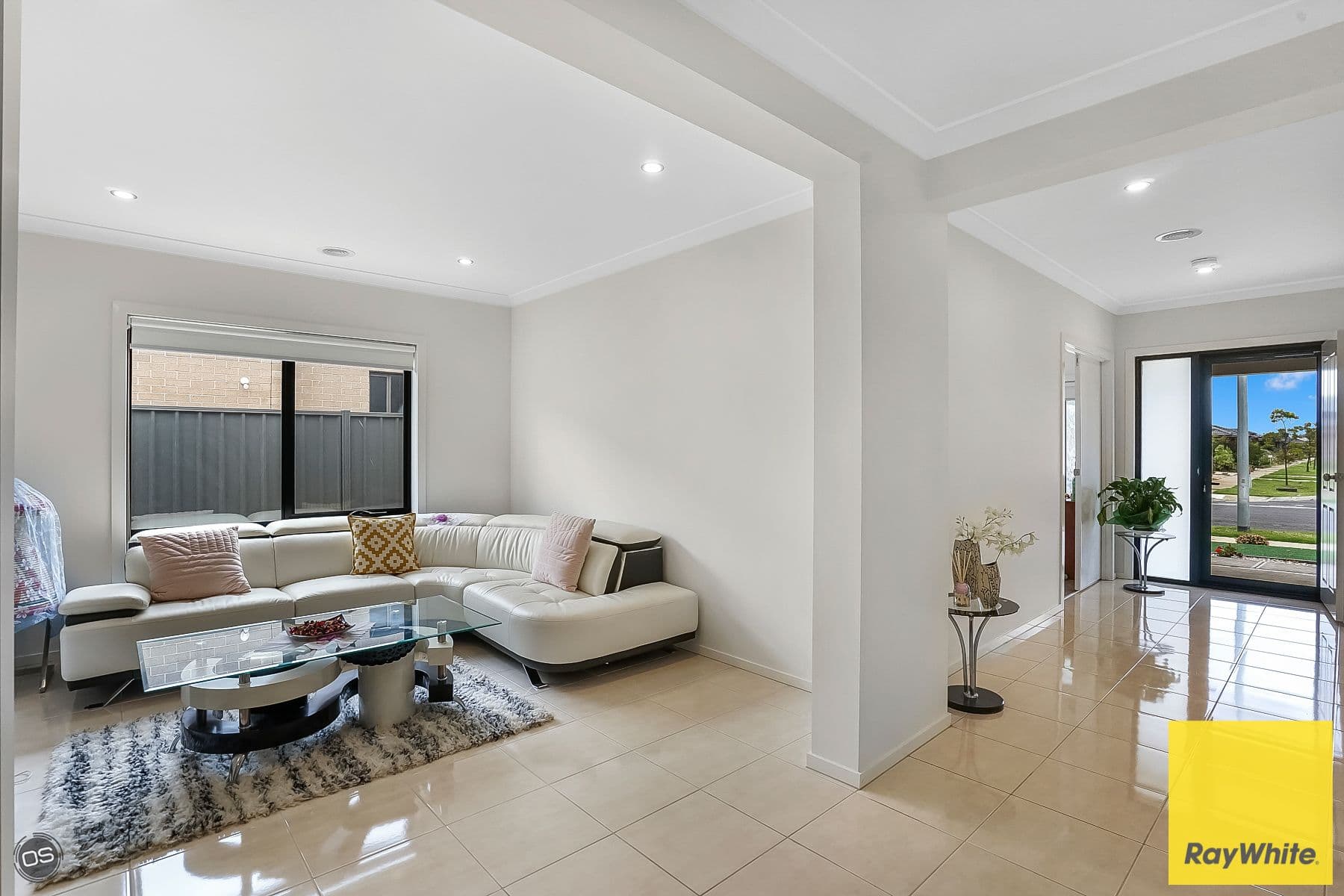 19 Bluegrass Street, Tarneit VIC 3029, Tarneit - Thumbnail 2