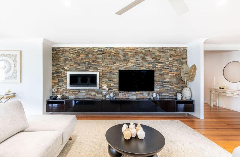 6 Callistemon Place, Currimundi - Image 1