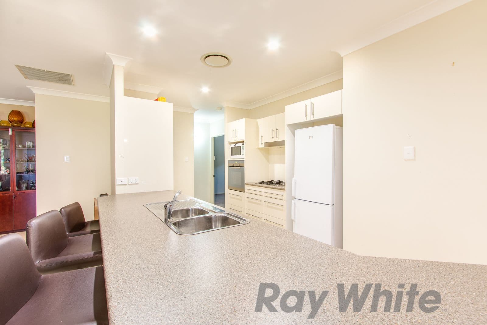 15 Selkirk Way PEREGIAN SPRINGS QLD, Peregian Springs - Thumbnail 2