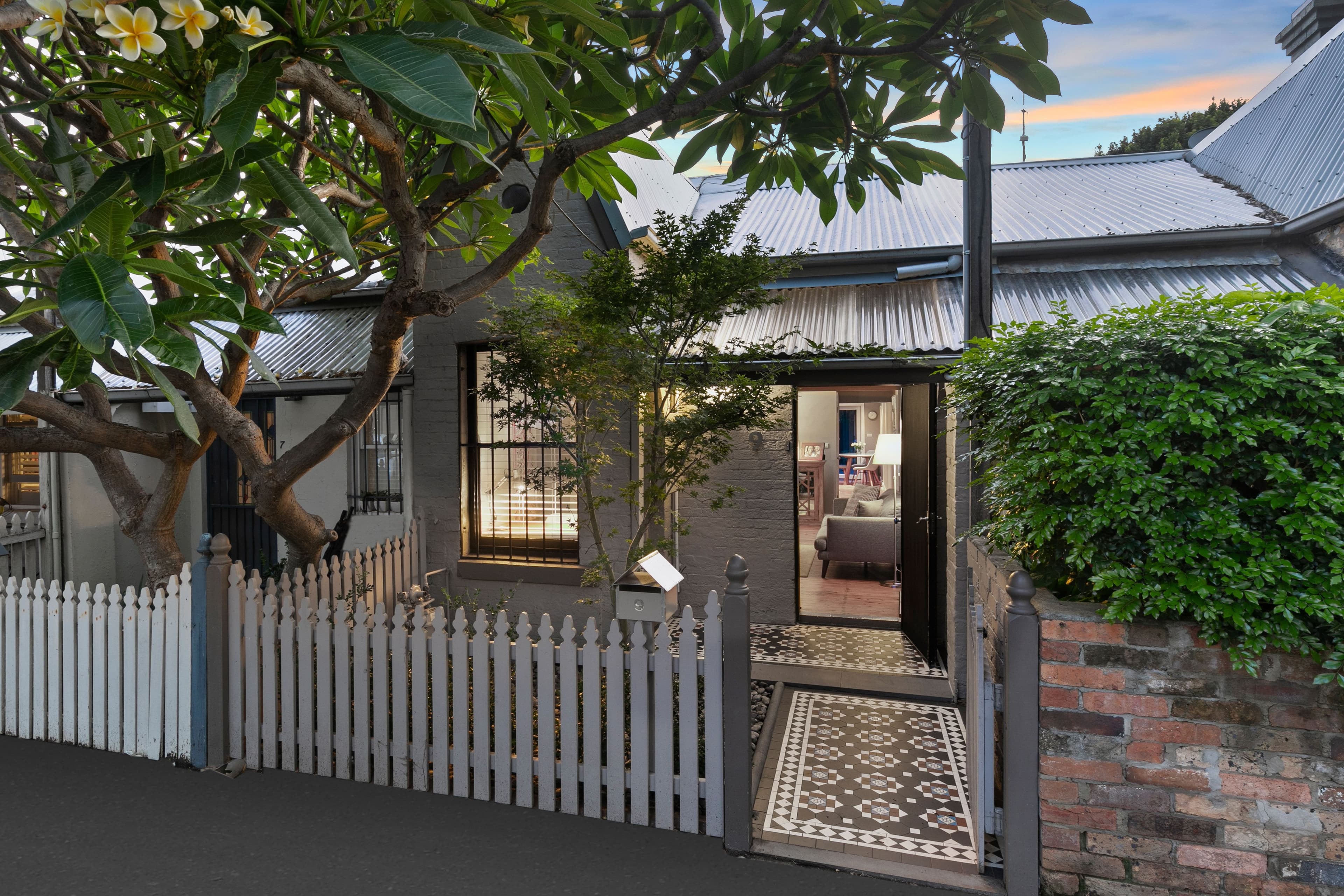 9 Victoria Street, Erskineville NSW 2043, Erskineville - Image 1