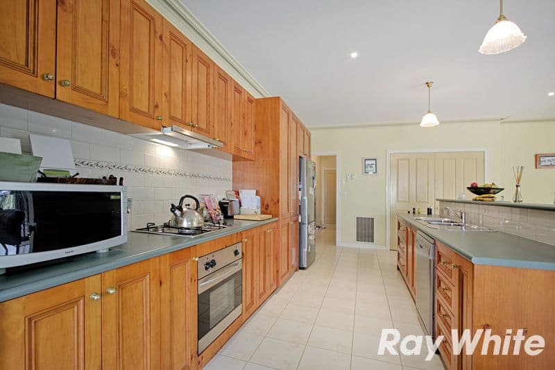 10 Stockmans Circuit, PAKENHAM VIC 3810, Pakenham - Thumbnail 3