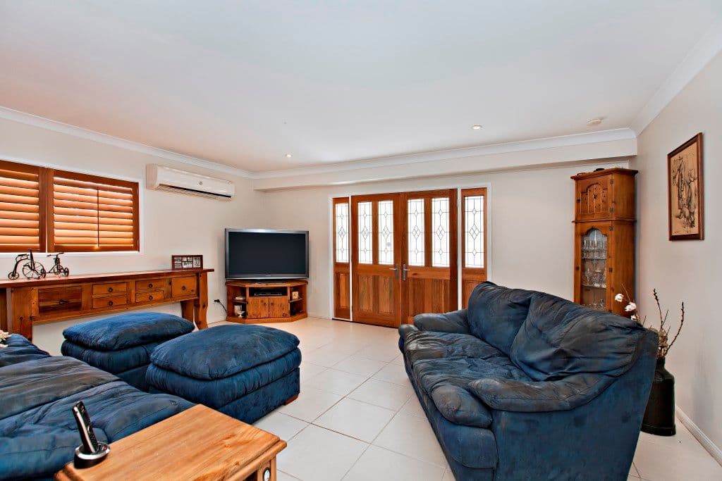 18 Milperra Road, ROCHEDALE SOUTH QLD 4123, Rochedale South - Thumbnail 7