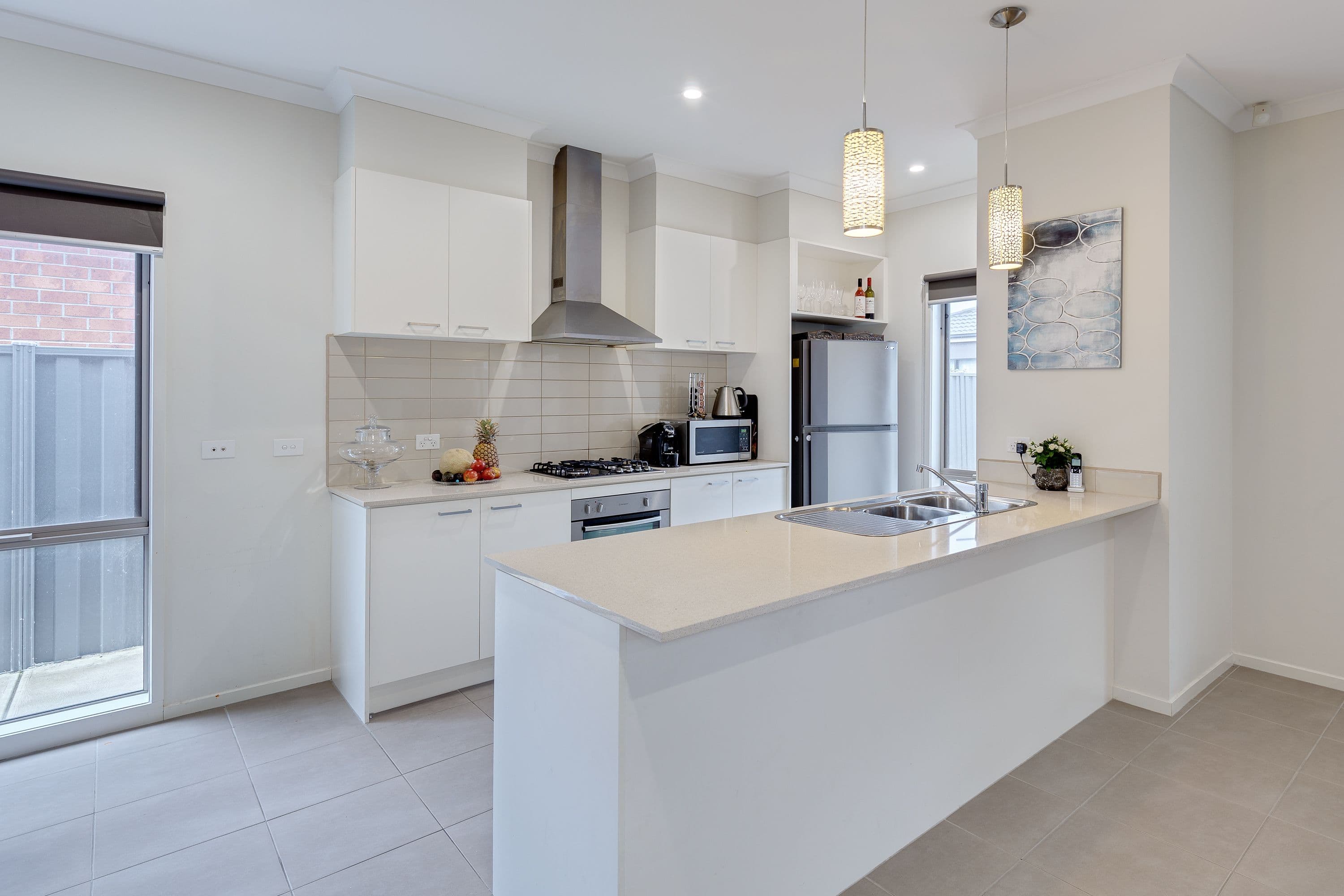 10 Risdon Chase, Wollert VIC 3750, Wollert - Thumbnail 2