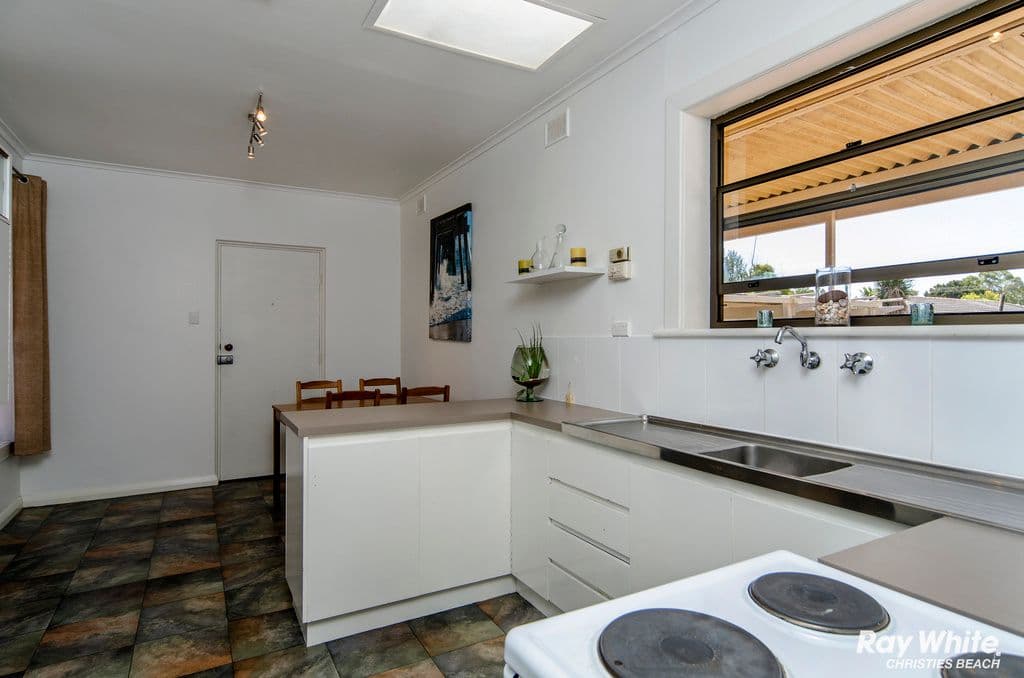 5 Noami Avenue, Morphett Vale SA 5162, Morphett Vale - Thumbnail 7