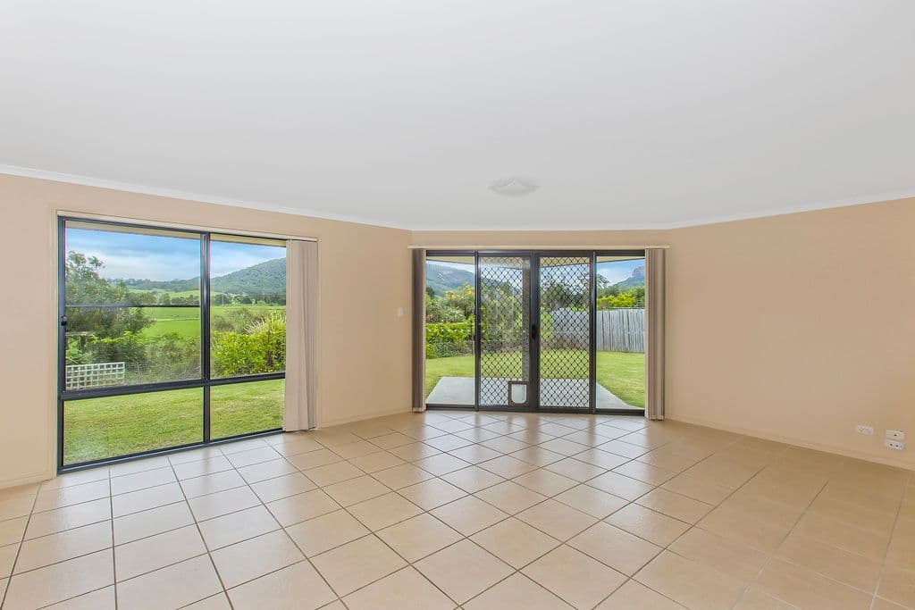17 Riverbend Way, MURWILLUMBAH NSW 2484, Murwillumbah - Thumbnail 4