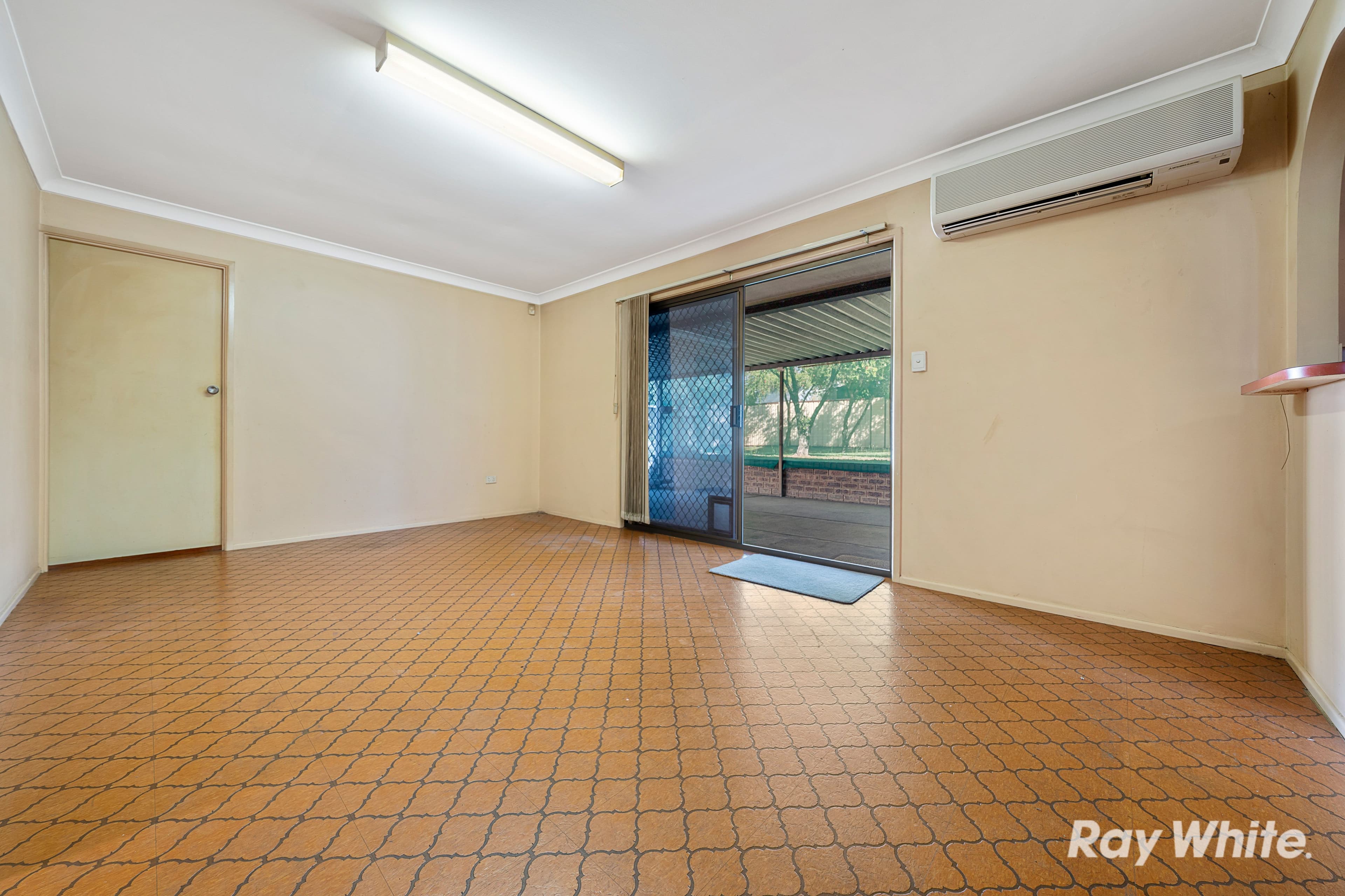 38 Carinya Street, Crestmead QLD 4132, Crestmead - Thumbnail 5