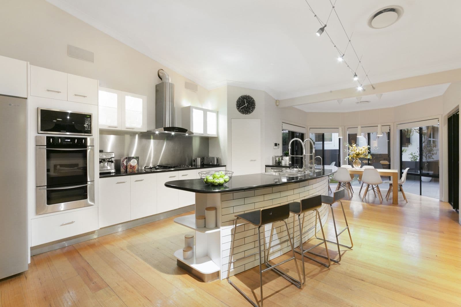 48 Arun Drive, Arundel QLD 4214, Arundel - Thumbnail 7