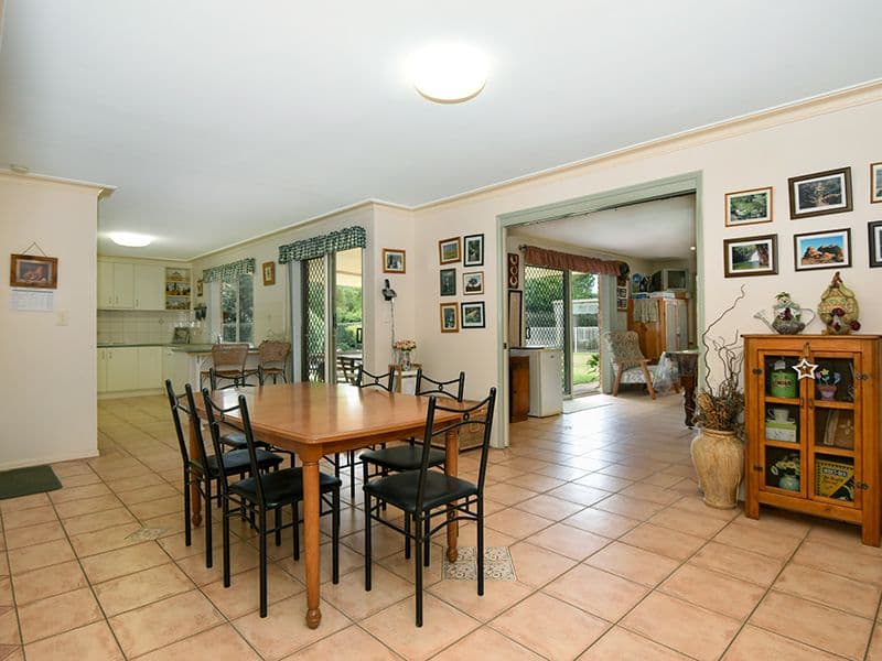 8 Granada Drive, Highfields QLD 4352, Highfields - Thumbnail 3