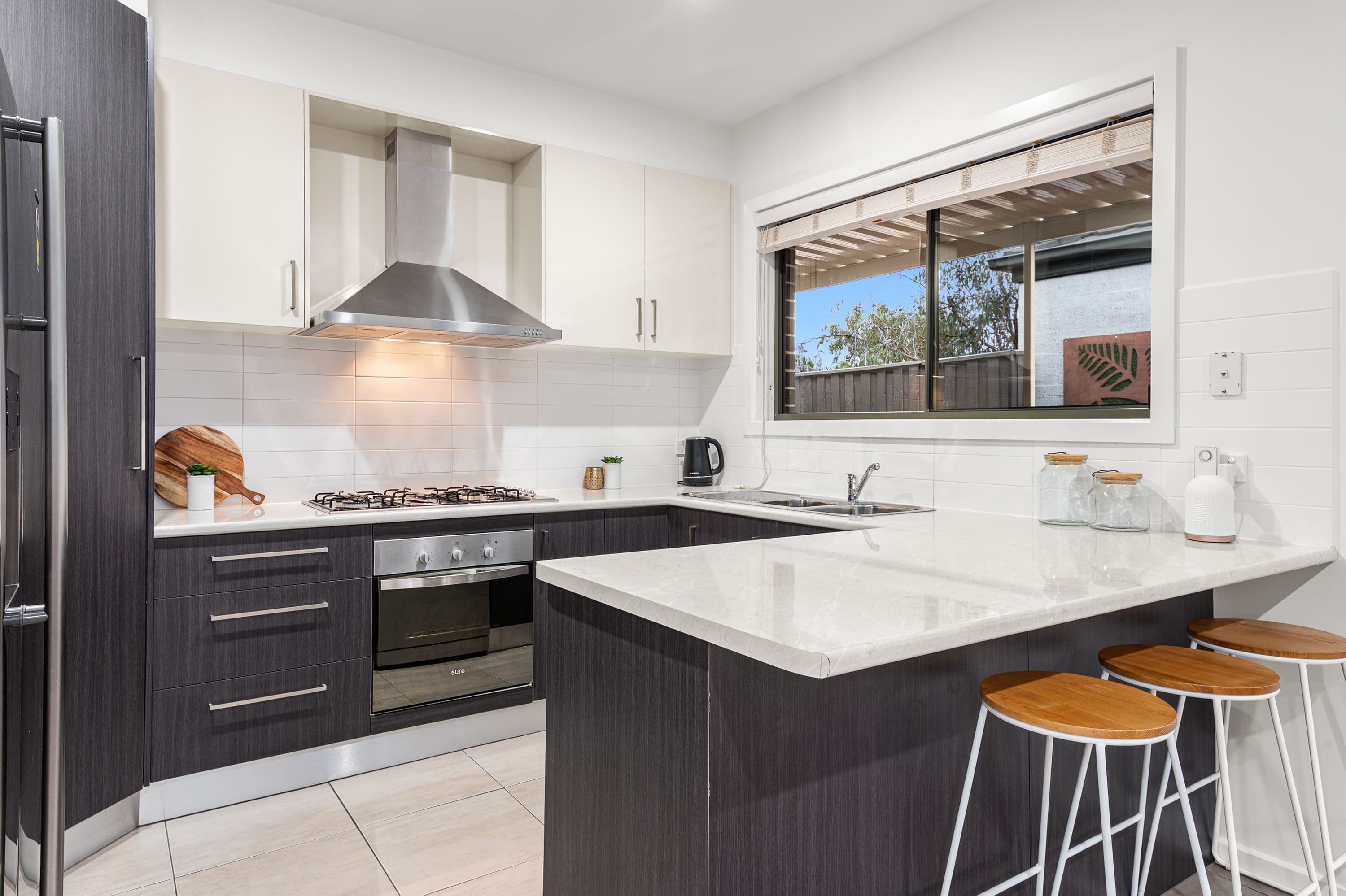13 Bushlark Way, South Morang VIC 3752, South Morang - Thumbnail 2