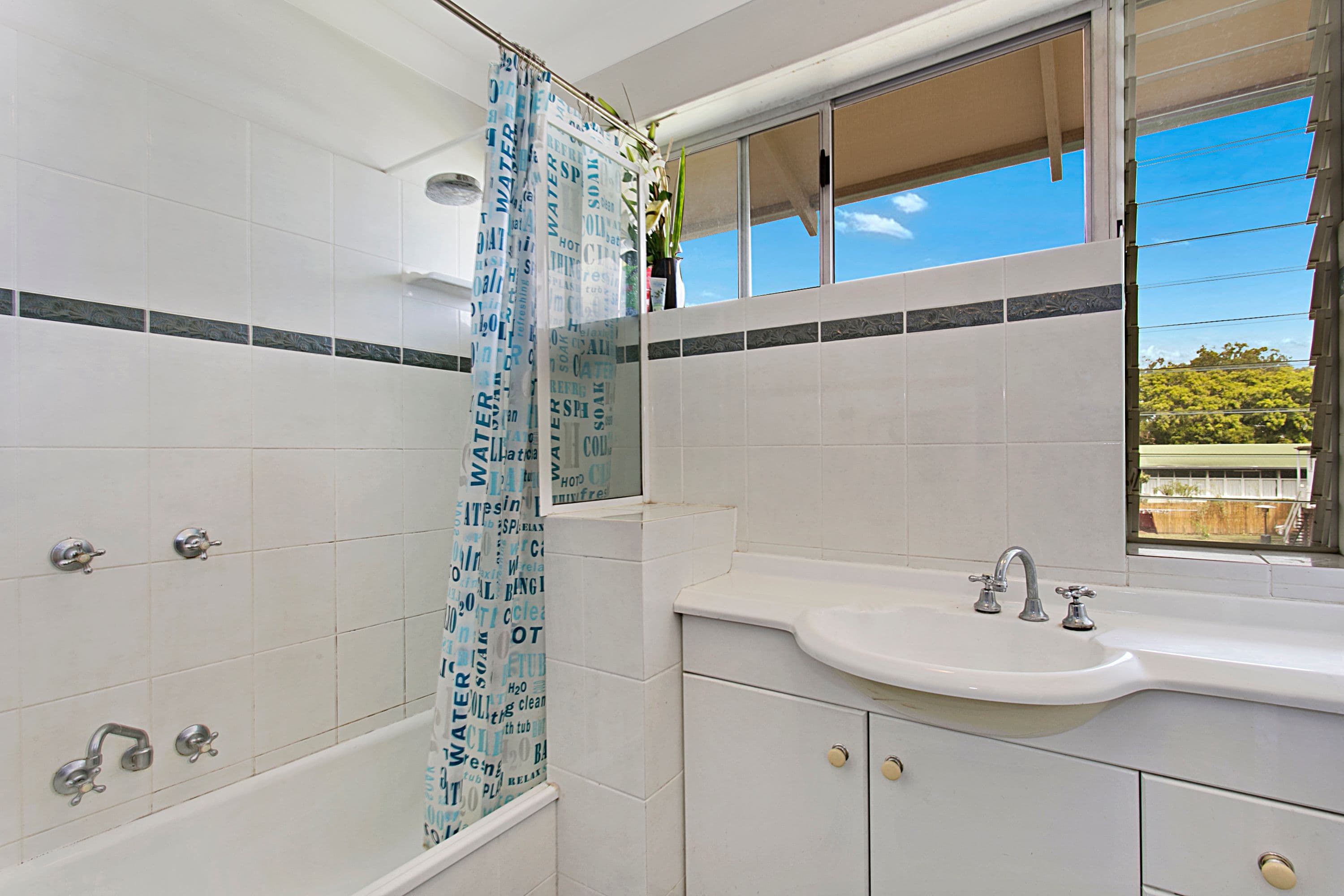 24 Thallon Street, Sherwood QLD 4075, Sherwood - Thumbnail 5