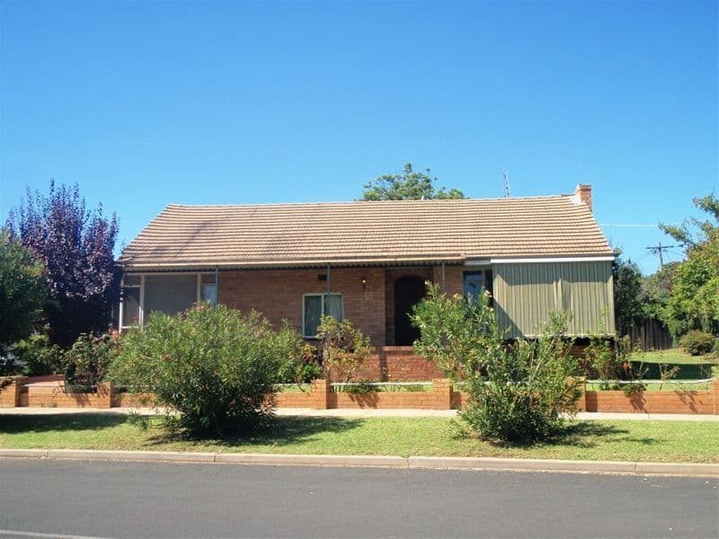 67 Goulburn Street, SEYMOUR VIC 3660, Seymour - Thumbnail 2