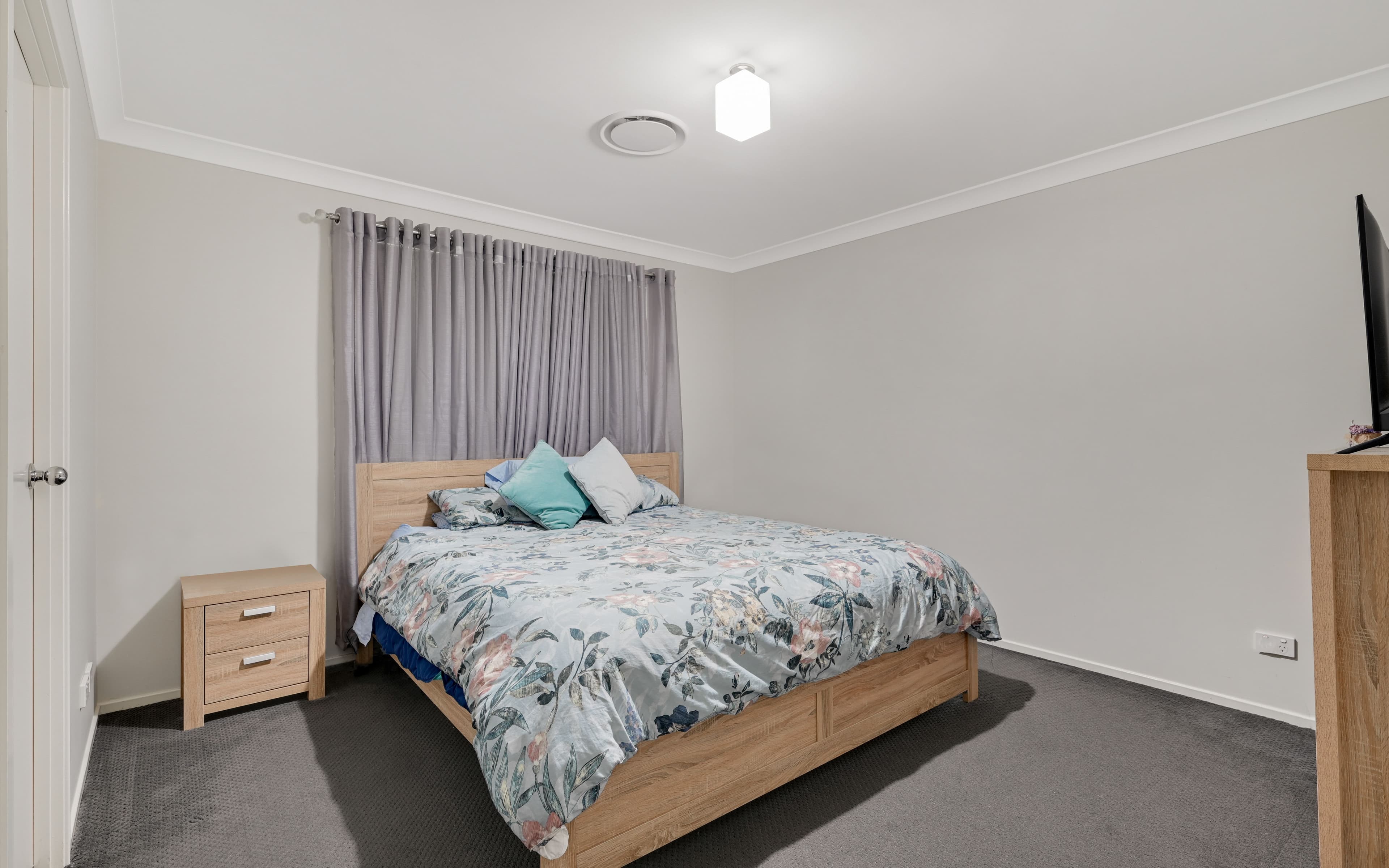 28 Darling Crescent, Harrington Park NSW 2567, Harrington Park - Thumbnail 6