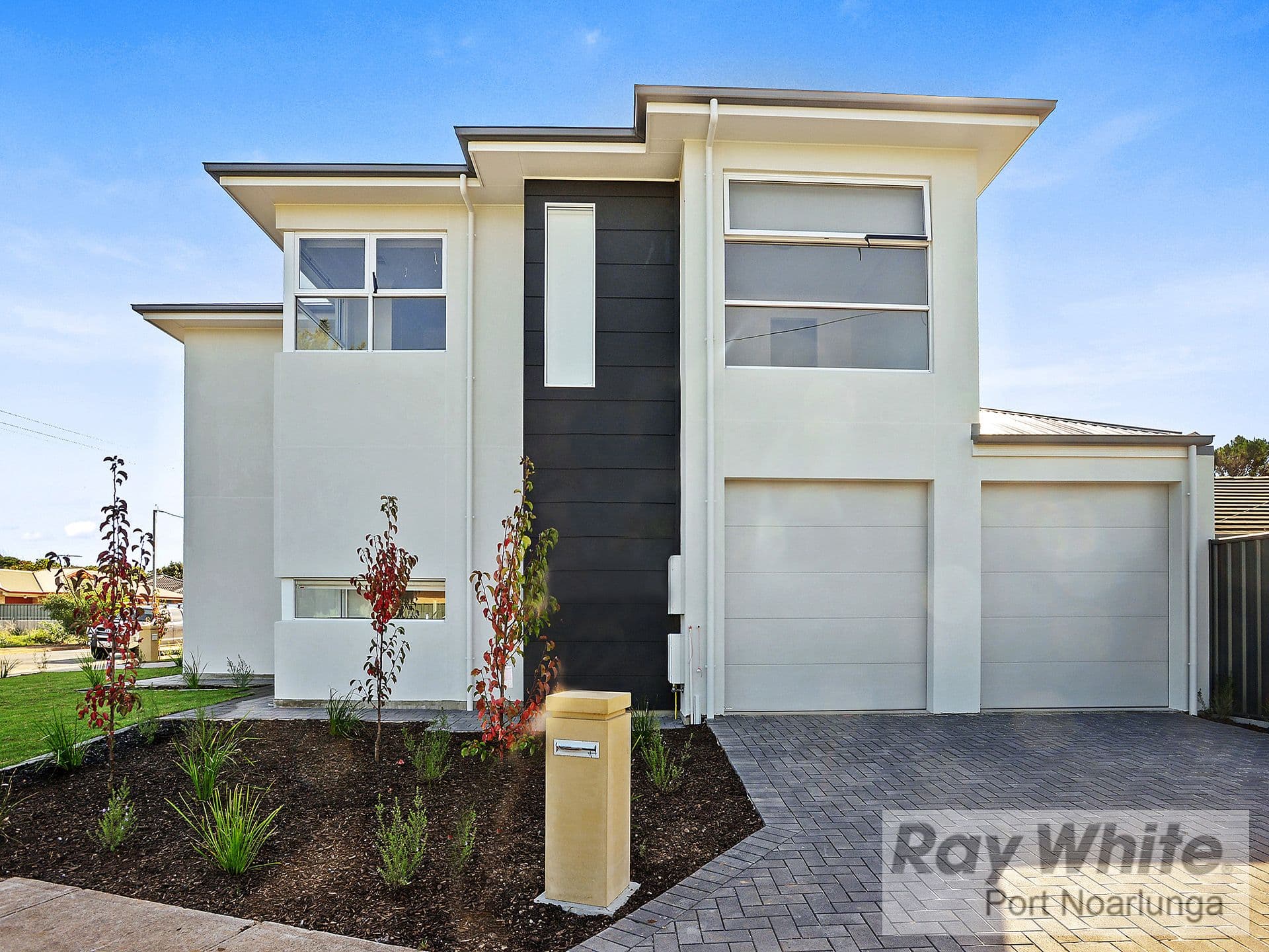43 Kwinana Crescent, Port Noarlunga South SA 5167, Port Noarlunga South - Image 1