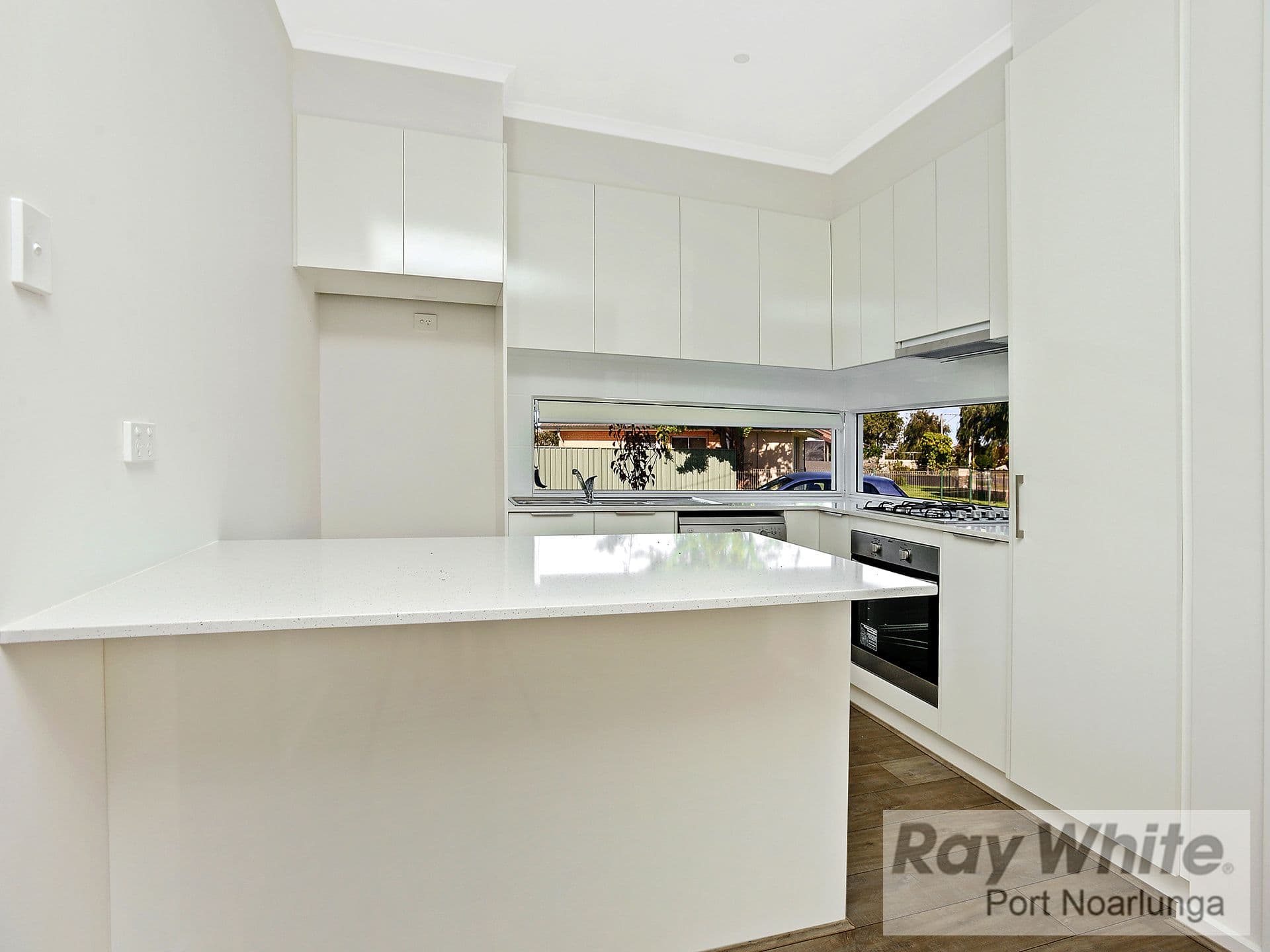 43 Kwinana Crescent, Port Noarlunga South SA 5167, Port Noarlunga South - Thumbnail 2