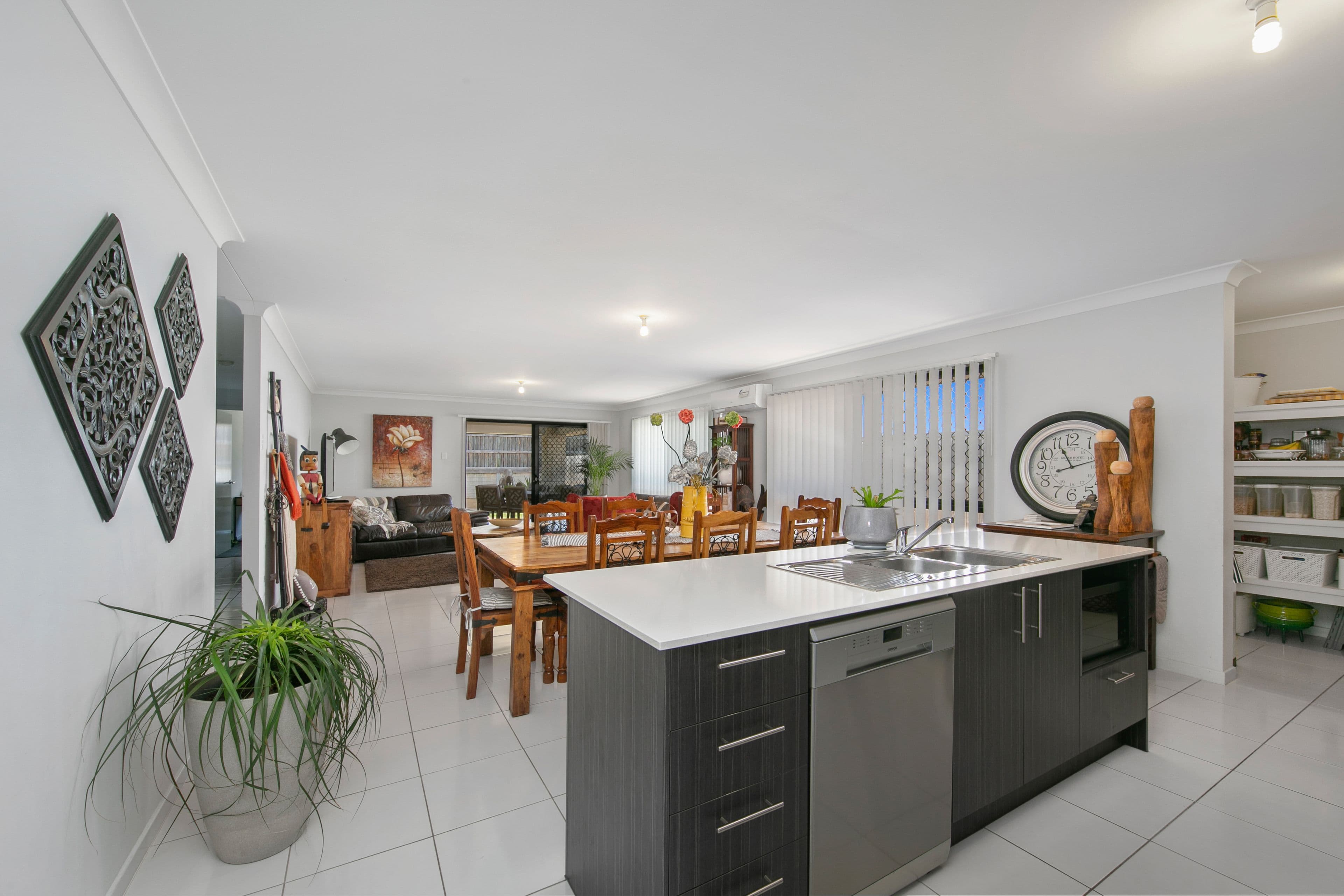 25 St Helen Crescent, Warner QLD 4500, Warner - Thumbnail 5