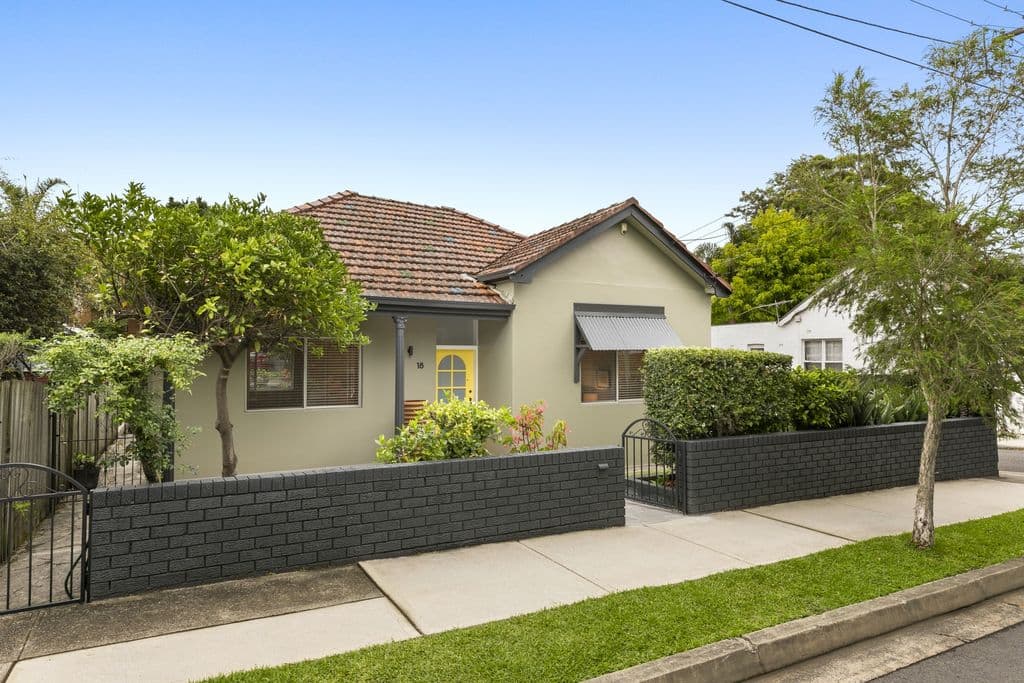 18 John Street, Ashfield - Image 1