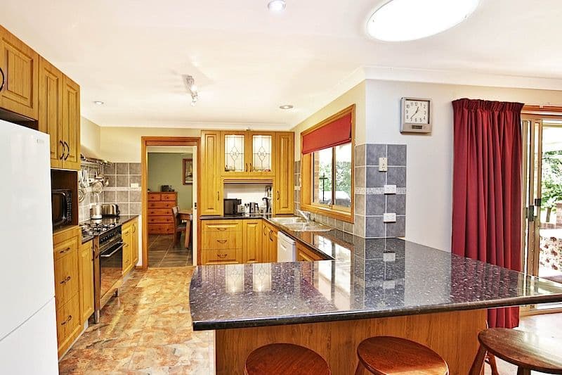 82 Main Road, Cambewarra - Thumbnail 4