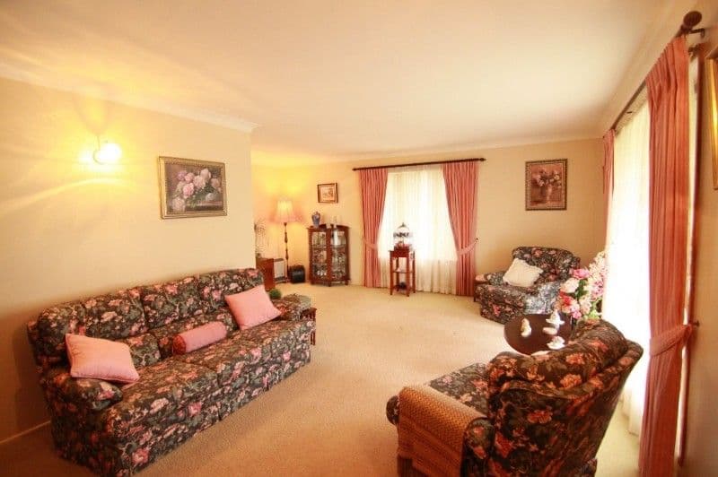 27 Jull Drive, CENTENARY HEIGHTS QLD 4350, Centenary Heights - Thumbnail 4