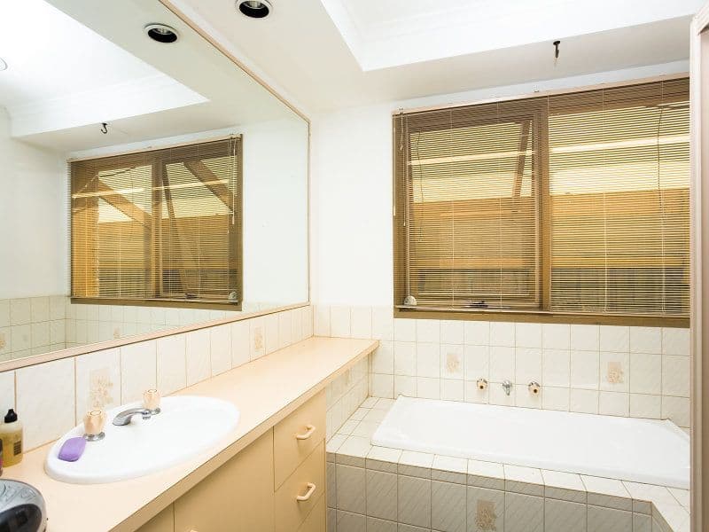 12 Silber Court, MELTON VIC 3337, Melton - Thumbnail 8