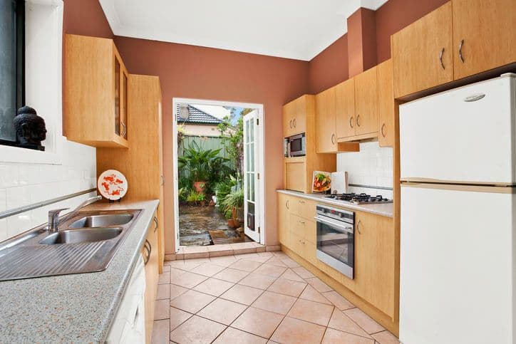 204 Edgeware Road, NEWTOWN NSW 2042, Newtown - Thumbnail 3